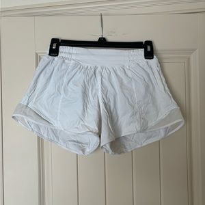 Lululemon Hotty Hot shorts